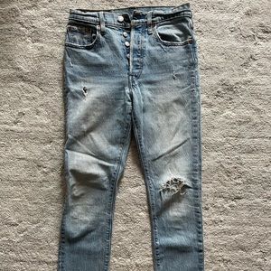 Levi 501 skinny jean sz 24